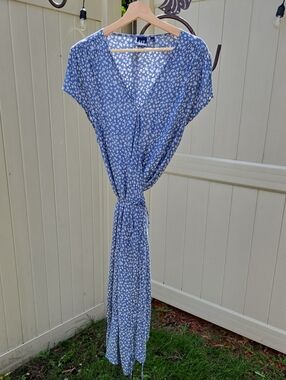 GAP Blue White Ditsy Floral Wrap Midi Dress